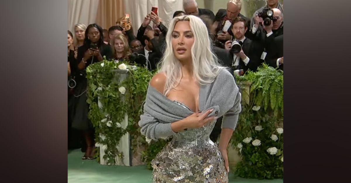 kim kardashian waist small met gala