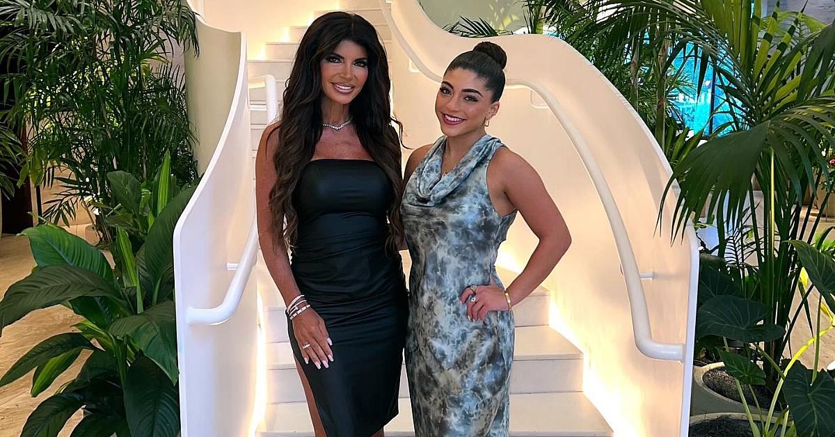 Photo of Teresa and Milania Giudice. 
